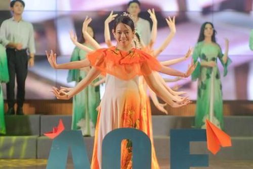 Gần 4000 tân sinh viên Học viện Tài chính hân hoan khai giảng năm học mới