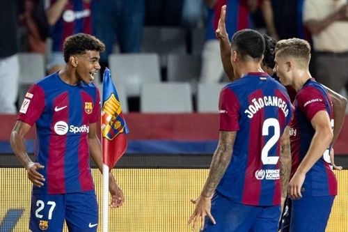 Sergio Ramos phản lưới nhà, Barcelona thắng 1-0 trước Sevilla