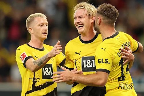 Borussia Dortmund thắng Hoffenheim dù chỉ còn 10 người