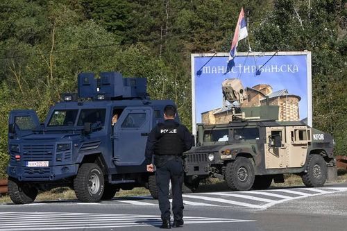 Bất ổn bùng lên ở biên giới Kosovo