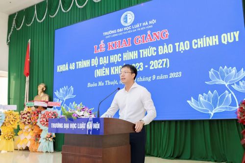Phân hiệu Trường ĐH Luật Hà Nội khai giảng năm học mới