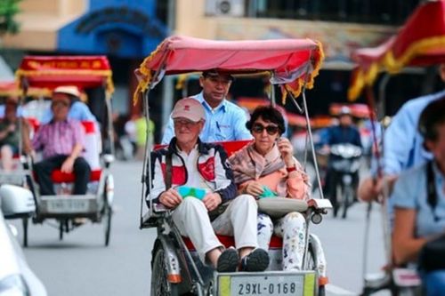 Việt Nam đón gần 9 triệu lượt khách quốc tế trong chín tháng đầu năm