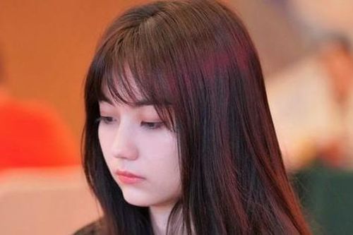 Nhan sắc gây thương nhớ của 'Nữ thần cờ vây Đài Loan'