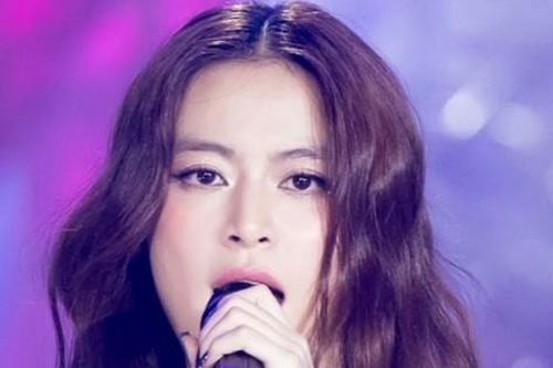 Câu trả lời của Hoàng Thùy Linh