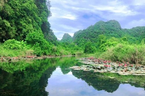 Vẻ đẹp thiên nhiên hoang sơ cuốn hút của Thung Nắng