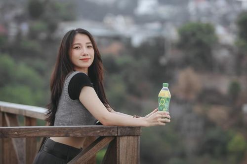 Người trẻ hối hả tìm cách giải nhiệt cuộc sống trước mùa deadline cuối năm