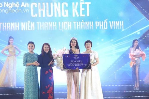 Học sinh Trường THPT Huỳnh Thúc Kháng giành danh hiệu Hoa khôi Miss Vinh 2023