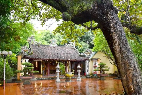 Miền di sản thành Vinh