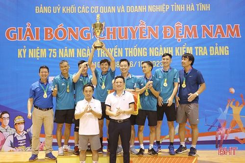 Khối Văn hóa - xã hội vô địch Giải Bóng chuyền kỷ niệm ngành Kiểm tra Đảng