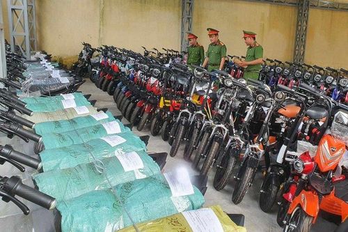 Bắt giữ 110 chiếc xe điện không rõ nguồn gốc xuất xứ