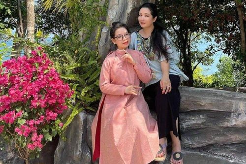 Con gái Thanh Thanh Hiền bất ngờ rút khỏi cuộc thi có mẹ làm giám khảo