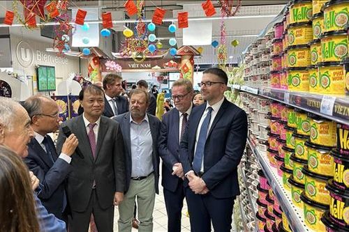 Tiếp cận kênh phân phối nước ngoài, hướng đi mới của hàng Việt