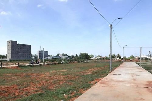Cách chức Giám đốc Trung tâm Phát triển quỹ đất tỉnh Bình Thuận