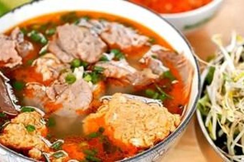 6 món ăn của Huế được vinh danh món ẩm thực tiêu biểu Việt Nam