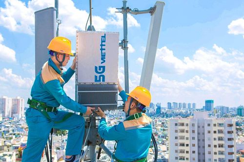 Chủ tịch Thế Giới Số (DGW) chi trăm tỷ để trở thành cổ đông lớn của Công trình Viettel (CTR)