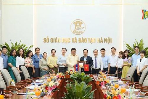 Hà Nội giúp Viêng Chăn nâng cao chất lượng giáo dục