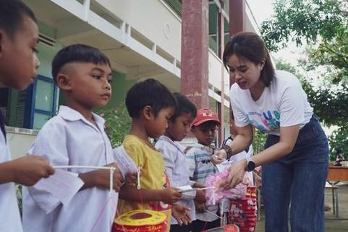 Trao hơn 1.000 phần quà Trung thu cho trẻ em Gia Lai, Phú Yên
