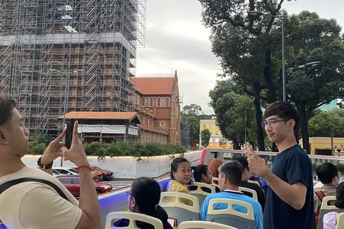 Doanh nghiệp đẩy mạnh bán tour nội đô TP Hồ Chí Minh dịp cuối năm
