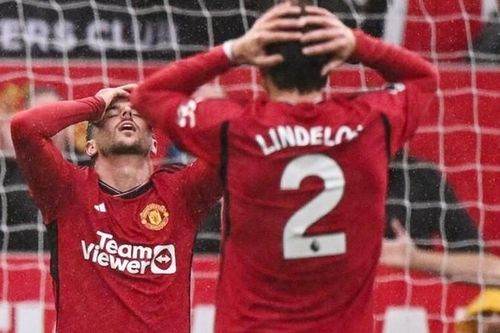 Người hâm mộ chế nhạo khi Quỷ đỏ gục ngã trước Crystal Palace