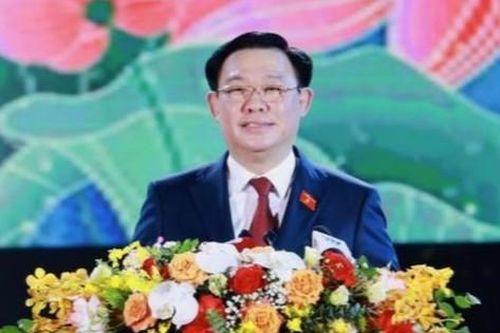 Chủ tịch Quốc hội: Khơi dậy khát vọng để TP Vinh thực sự là đô thị trung tâm của vùng Bắc Trung Bộ