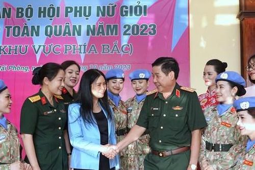 Bóng hồng toàn quân về đất cảng Hải Phòng đua tài