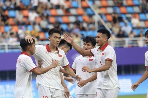 Kết quả bóng đá nam Asiad 19: Xác định 4 đội vào bán kết