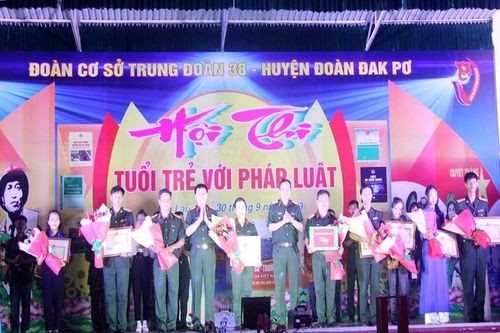 Hấp dẫn hội thi 'Tuổi trẻ với pháp luật' ở Đoàn Gio An
