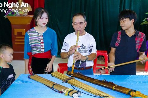 Những 'cây cao bóng cả' giữ gìn bản sắc văn hóa truyền thống ở miền Tây Nghệ An
