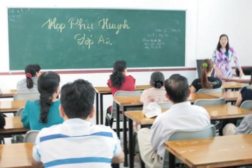 Cấm lợi dụng Ban cha mẹ học sinh thu chi sai quy định