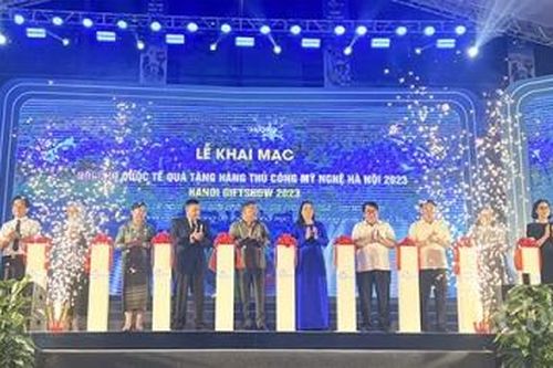 Khai mạc Hội chợ quốc tế Quà tặng hàng thủ công mỹ nghệ Hà Nội 2023
