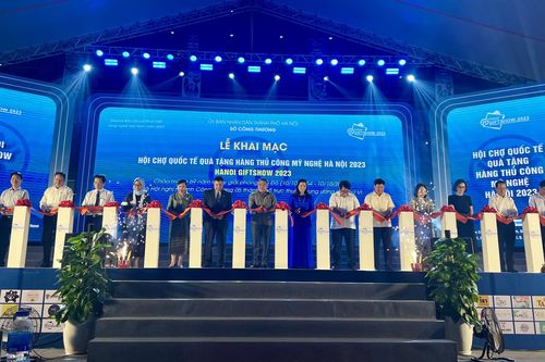 Khai mạc Hội chợ quốc tế Quà tặng hàng thủ công mỹ nghệ Hà Nội 2023
