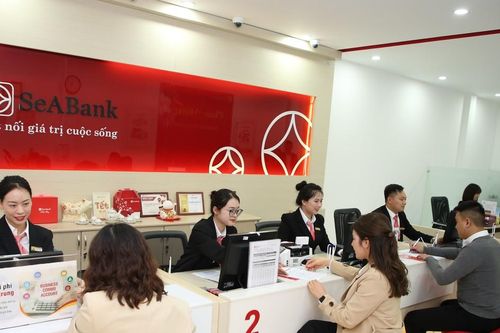 Các phó tổng giám đốc SeABank 'nhộn nhịp' bán ra cổ phiếu SSB