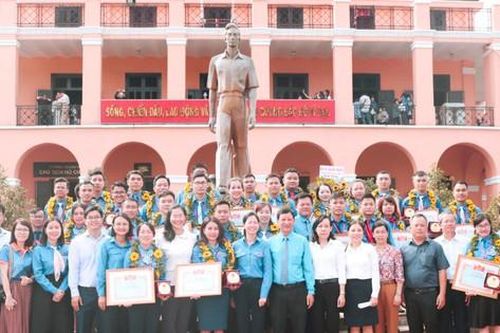 Tuyên dương 30 gương Thủ lĩnh thanh niên công nhân tiêu biểu năm 2023
