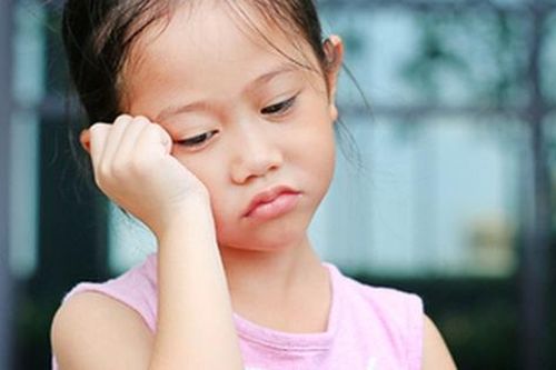 3 dấu hiệu bạn đang nuôi dạy một đứa trẻ ích kỷ, về sau khó hiếu thảo với cha mẹ