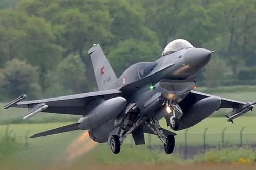 Chiến đấu cơ Thổ Nhĩ Kỳ không kích các mục tiêu nghi phiến quân người Kurd ở Iraq