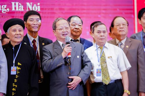 Ông Hà Quang Dự tái đắc cử Chủ tịch Hội đồng họ Hà Việt Nam