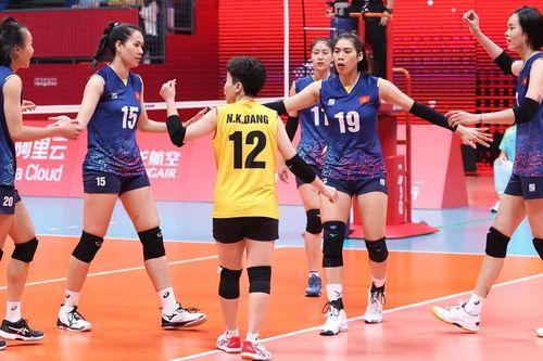 Thua ĐT Việt Nam 2 lần trong một tháng, cuối cùng HLV Hàn Quốc phải thốt lên sự thật về bóng chuyền nữ Việt Nam