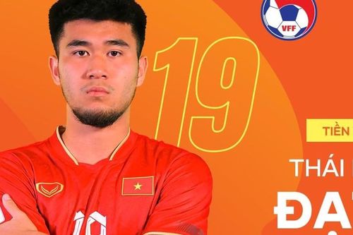 Sao trẻ Việt Nam từng sang Đức vừa lập kỷ lục khó tin: Đoạt chức vô địch đặc biệt sau khi lên ngôi ở Đông Nam Á