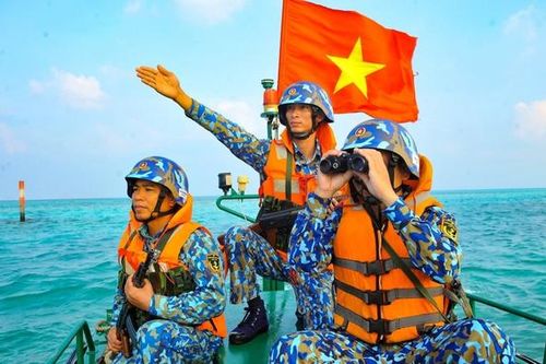 Bộ Quốc phòng trả lời kiến nghị tăng cường bảo đảm an ninh trật tự và bảo vệ biển, đảo