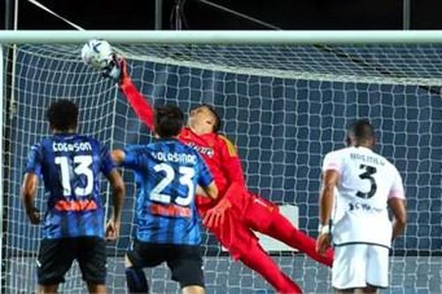 Kết quả bóng đá hôm nay (2-10): Juventus chia điểm cùng Atalanta, AS Roma thắng Frosinone