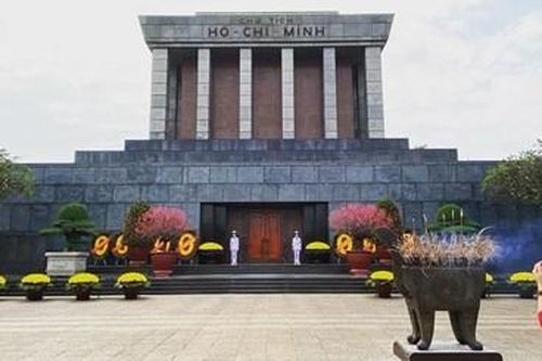 Lấy ý kiến dự thảo đề nghị xây dựng Pháp lệnh về giữ gìn lâu dài thi hài và quản lý Lăng Chủ tịch Hồ Chí Minh