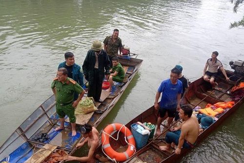 Bé trai 8 tuổi ở Hà Giang bị nước cuốn mất tích