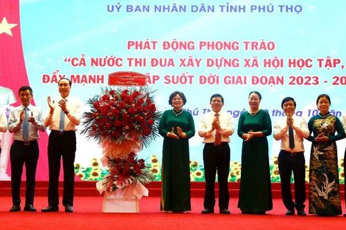 Phú Thọ phát động 'Tuần lễ hưởng ứng học tập suốt đời'