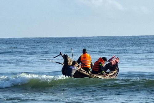 Tìm thấy thi thể nạn nhân thứ 2 trong vụ học sinh bị đuối nước khi tắm biển