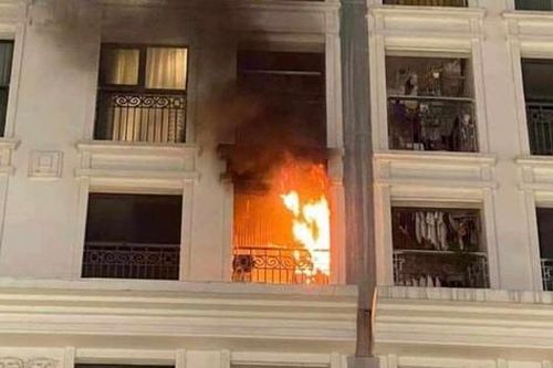 Cháy căn hộ chung cư ở Hà Nội do chiên cá bằng nồi không dầu