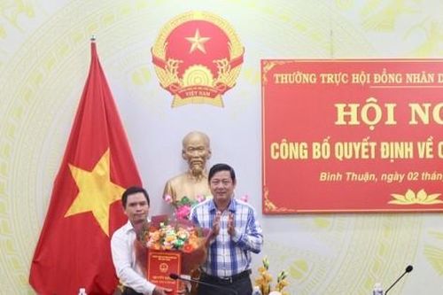 Công bố quyết định của HĐND tỉnh Bình Thuận về công tác cán bộ