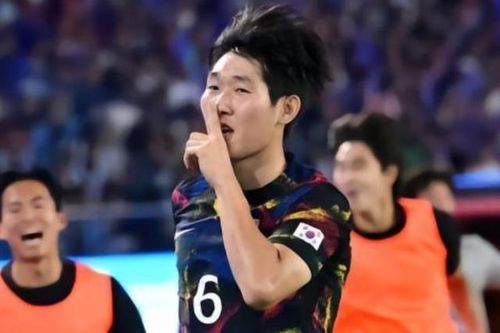 Ngôi sao Hàn Quốc 'cà khịa' Olympic Trung Quốc: 'Tôi biến sân vận động của họ thành thư viện'