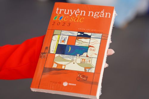 Cuốn sách chứa đựng nỗi đau và vẻ đẹp trào nước mắt của đời sống
