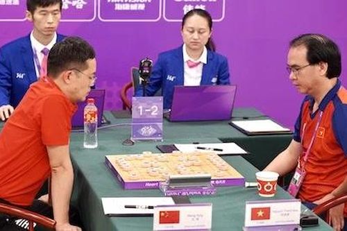 Chủ tịch VFF Trần Quốc Tuấn: 'Bóng đá Đông Nam Á đang phát triển mạnh mẽ'; Cờ tướng Việt Nam giành Huy chương Bạc khi thua Trung Quốc ở trận chung kết