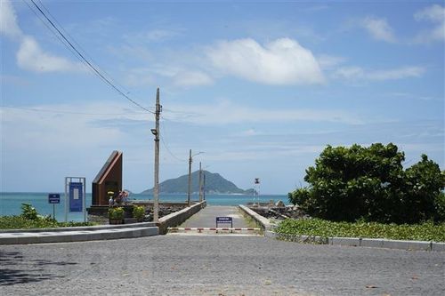 Bàn phương án thuận tiện nhất để kéo điện từ Sóc Trăng ra Côn Đảo